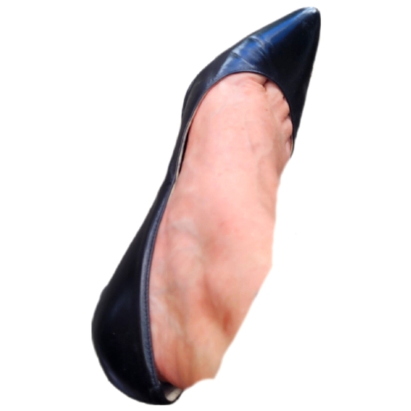 Cole Haan leather kitten heel flat 9B - Picture 2 of 10